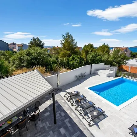 بيت للعطل Ferienhaus Fur 11 Personen Und 1 Kind In Brodarica, Dalmatien Norddalmatien